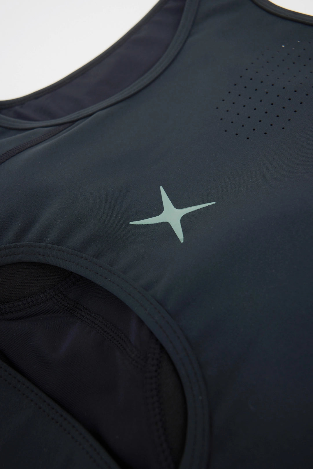 TOP MUJER ACTIVE NEGRO