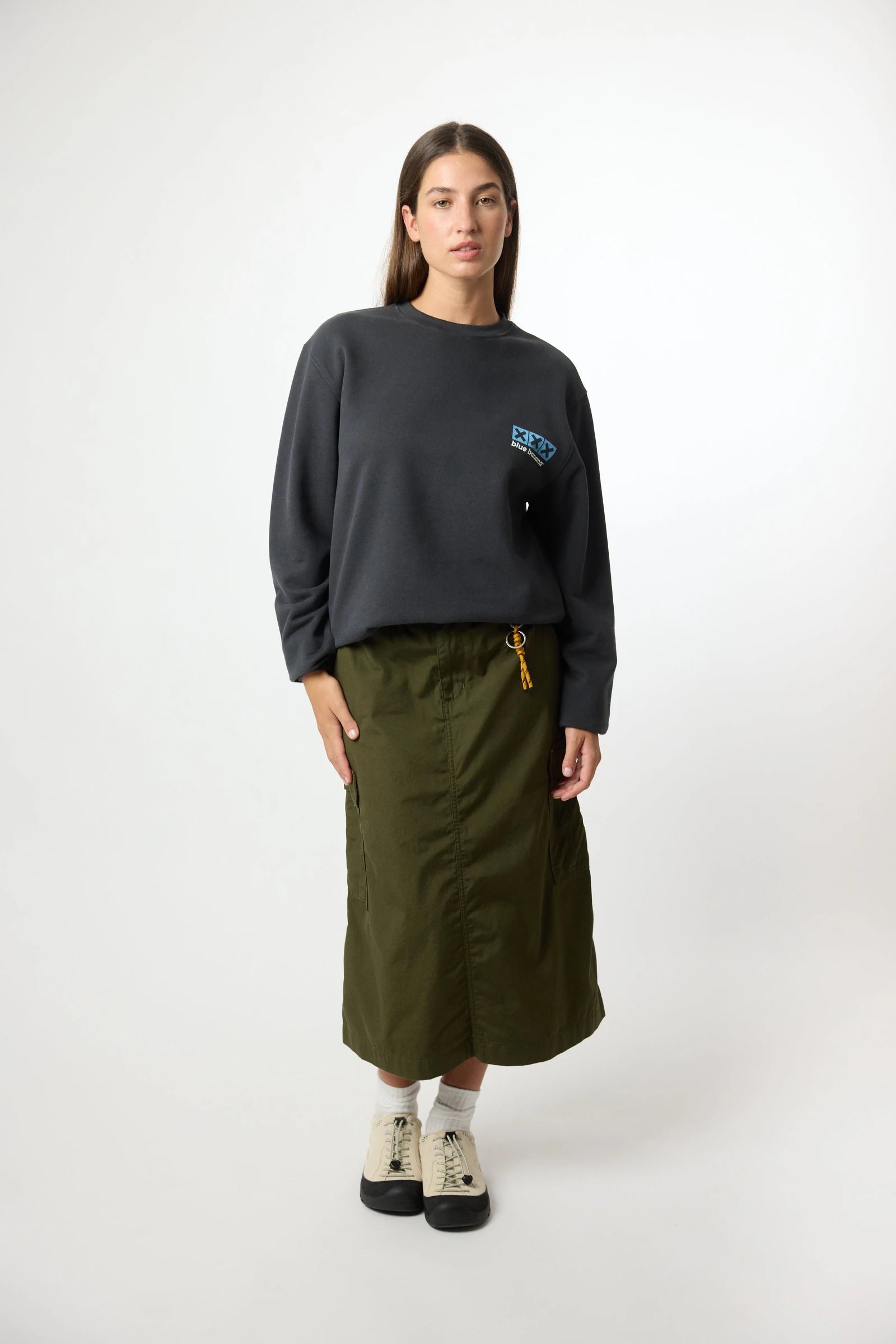 SUDADERA LINE ANTRACITA thumbnail