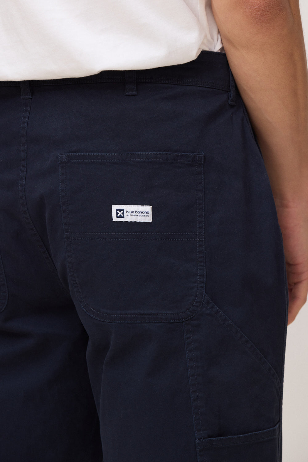 NAVY MATT STRAIGHT PANT