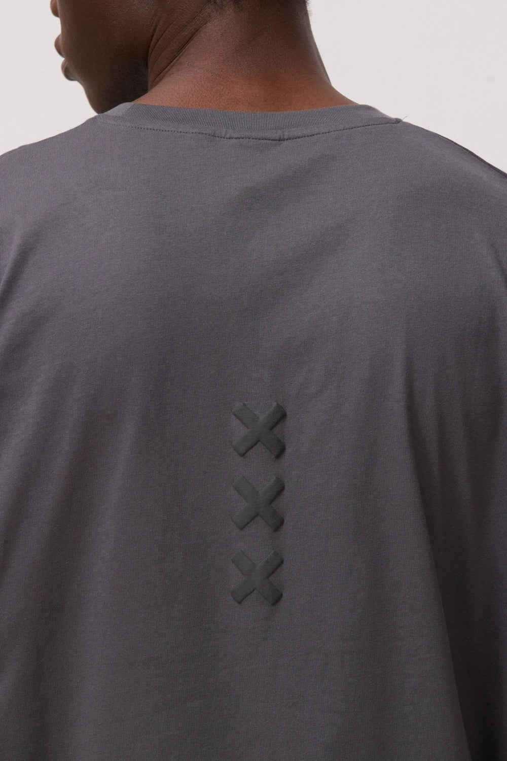 CAMISETA BONFIRE ANTRACITA