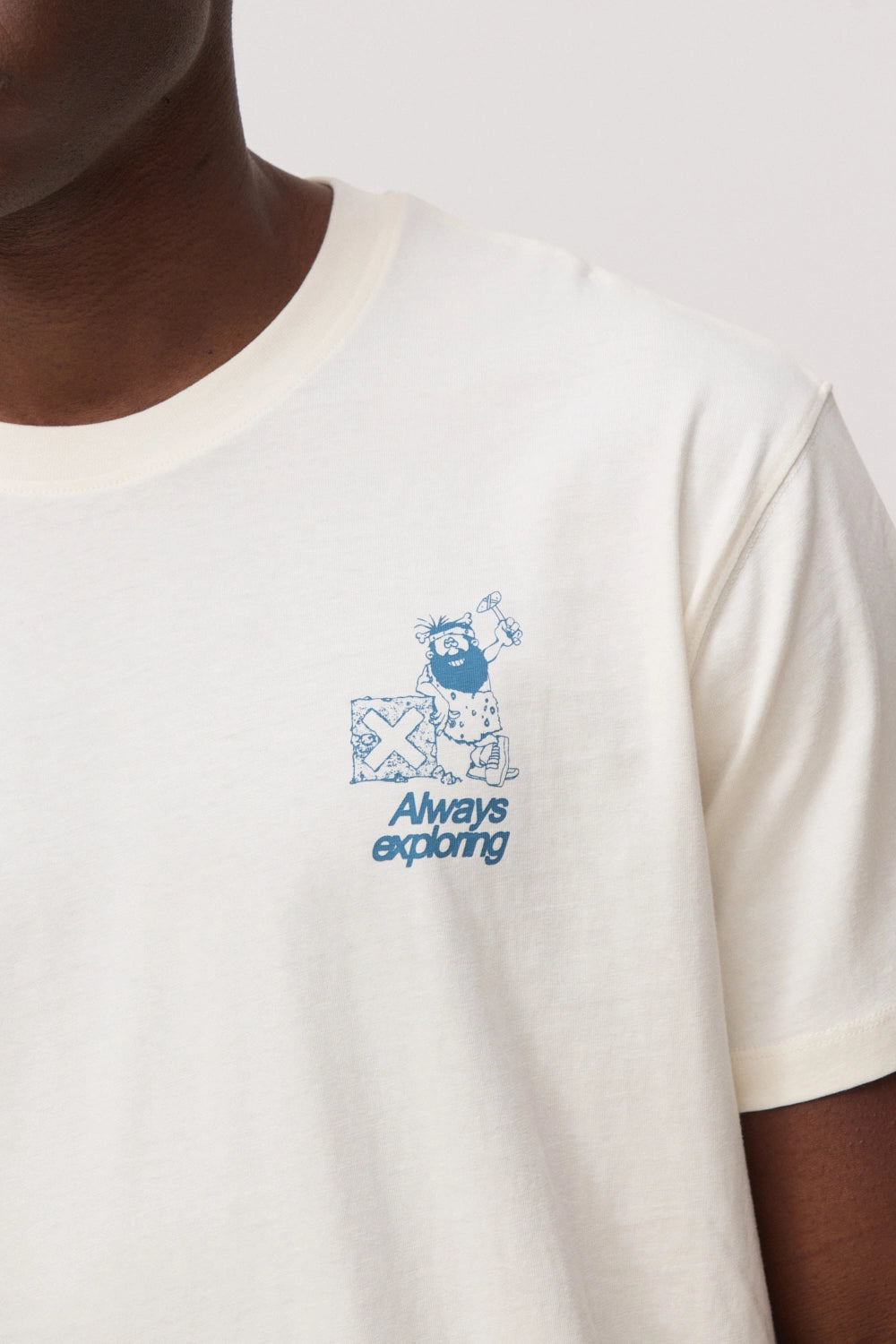 CAMISETA CAVERN BLANCO ROTO