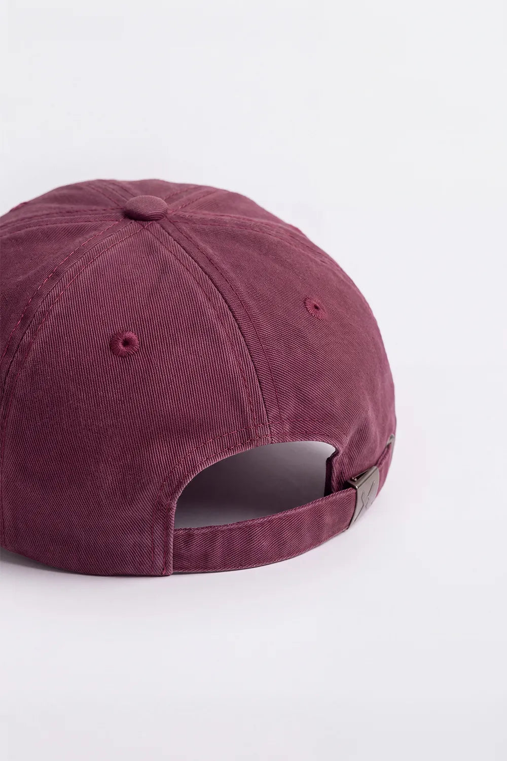 GORRA ICONIC CHERRY