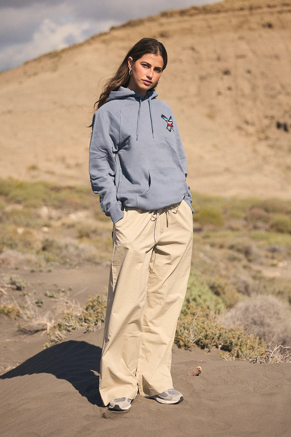 SUDADERA CON CAPUCHA CLASSIC SKY BLUE