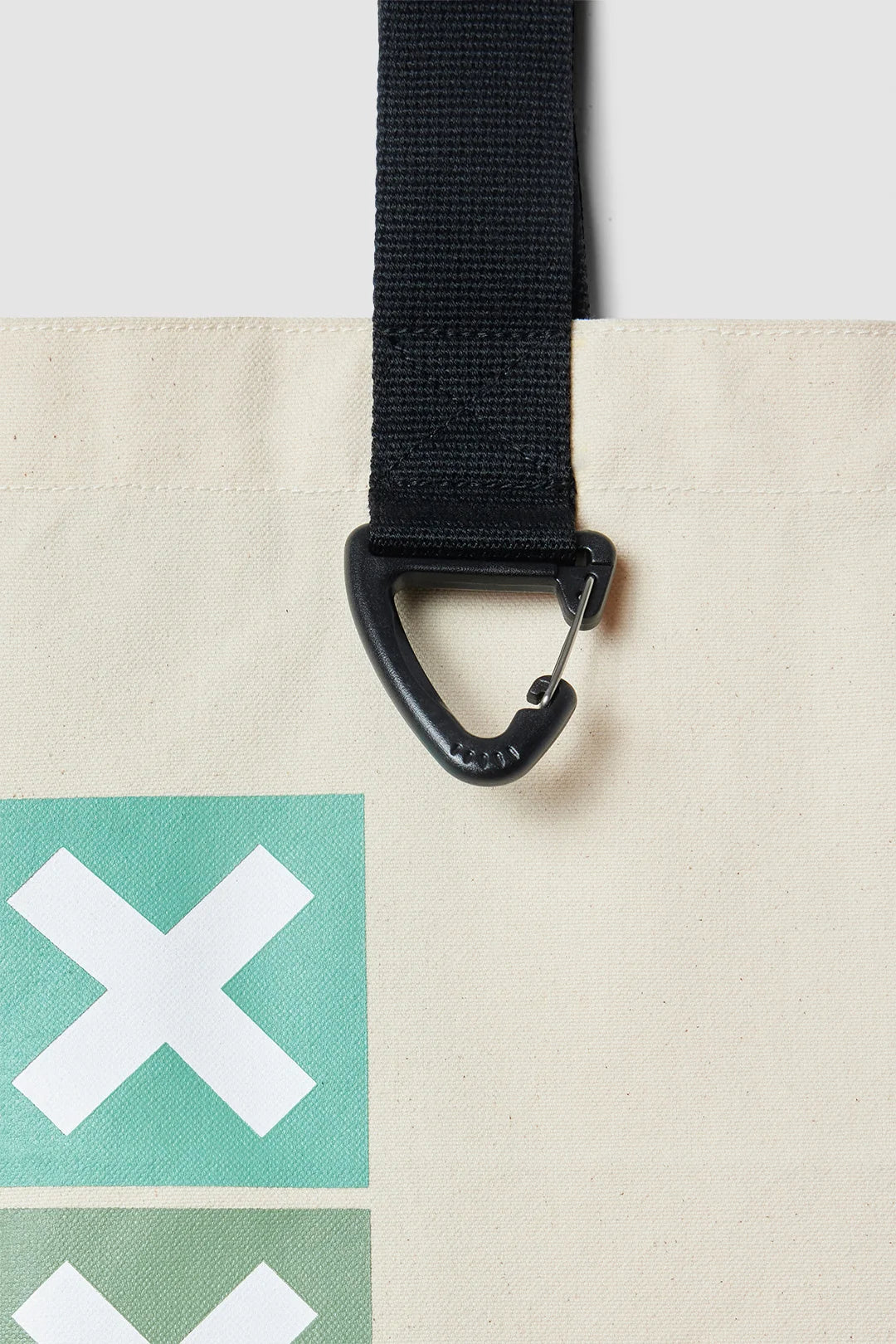 BOLSA TOTE SQUARE CREMA thumbnail