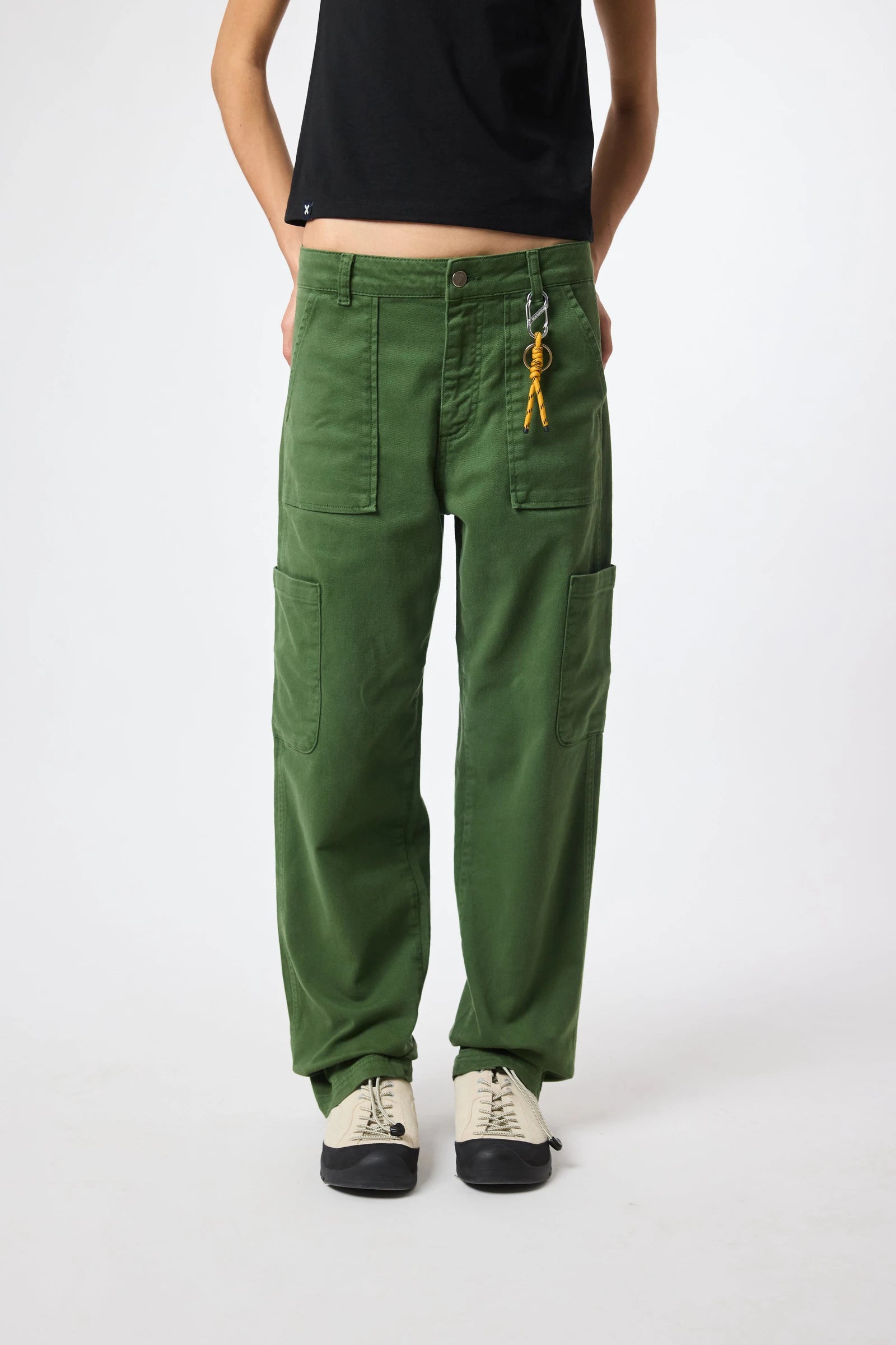 PANTALÓN CARGO MUJER HEART VERDE thumbnail