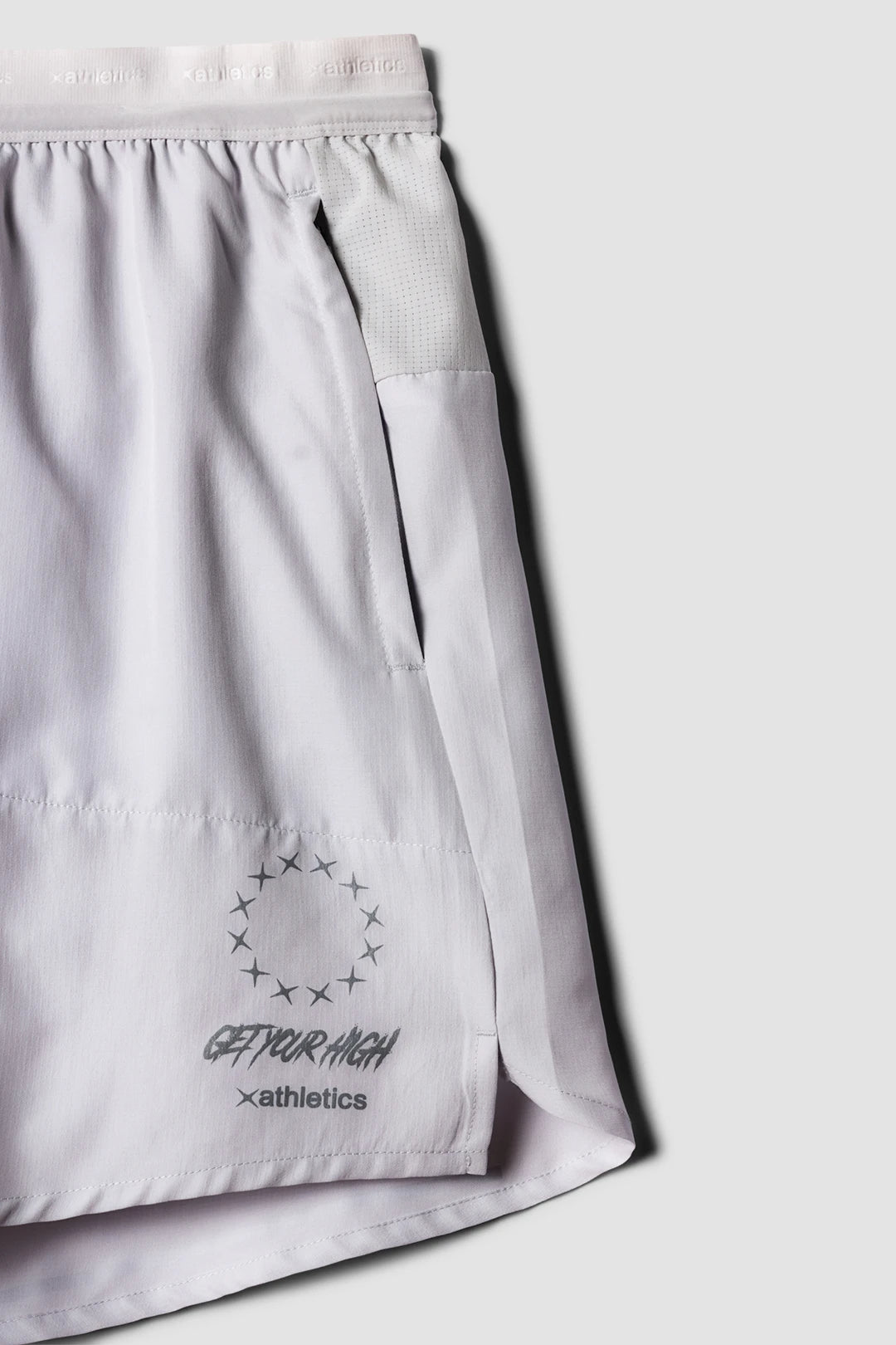 LIGHT GREY TRAIN SHORTS