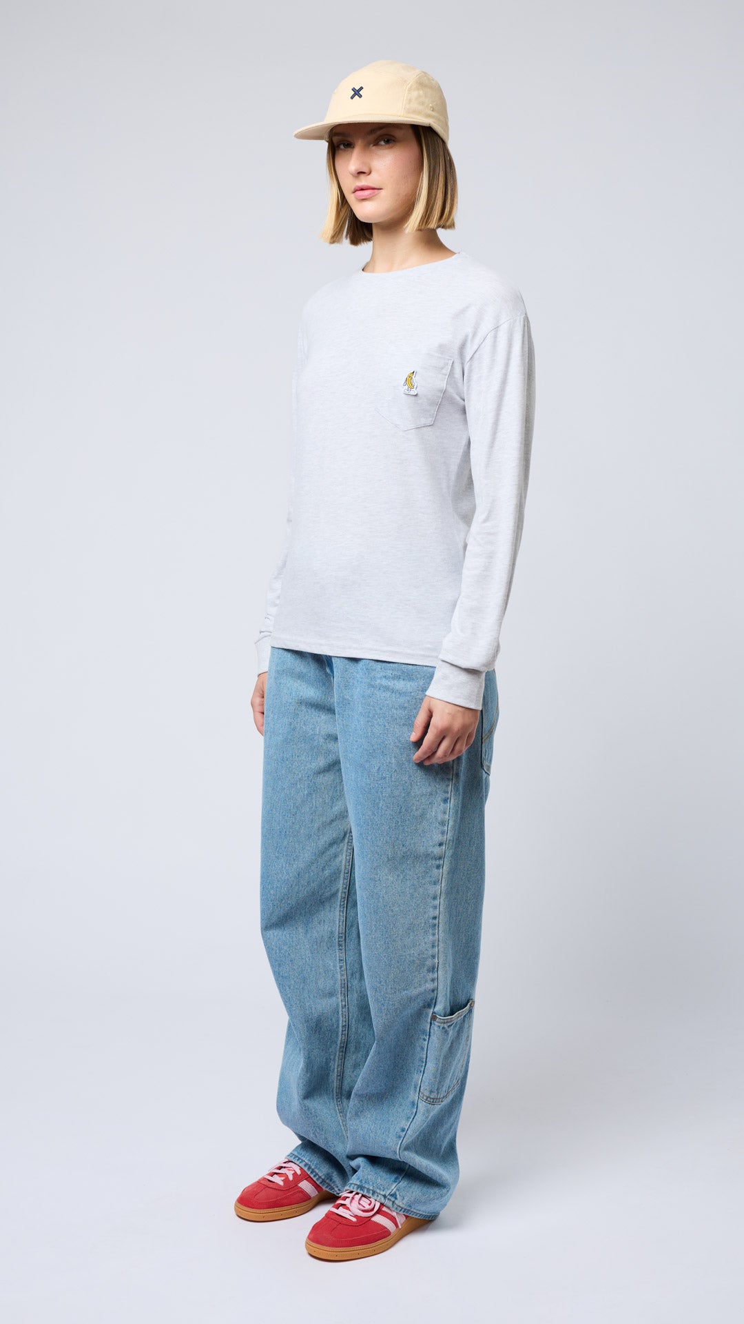 LIGHT GREY MELANGE BANANA POCKET LS TEE