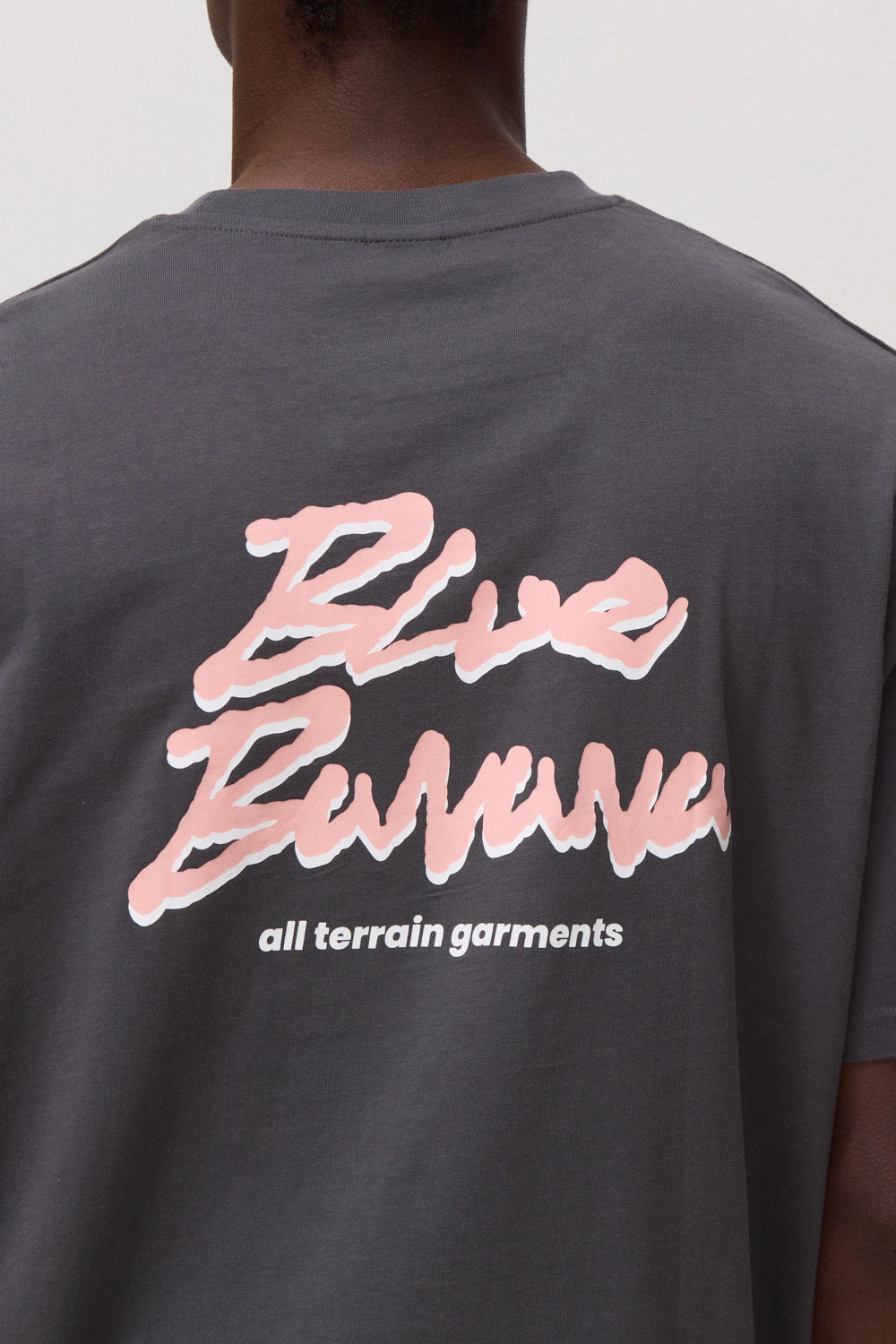 CAMISETA MOVEMENT ANTRACITA