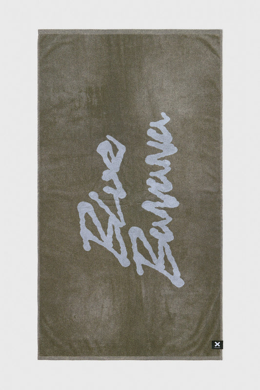 TOALLA MOVEMENT OLIVE GREEN