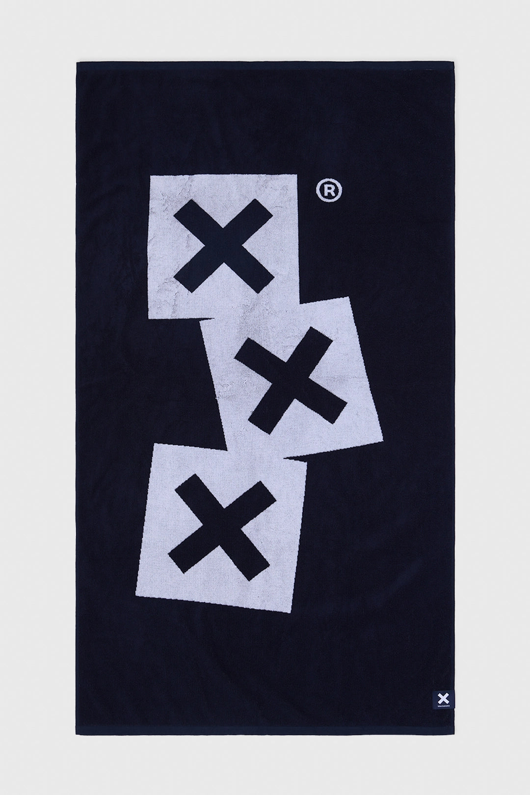 TOALLA GRAVITY AZUL MARINO