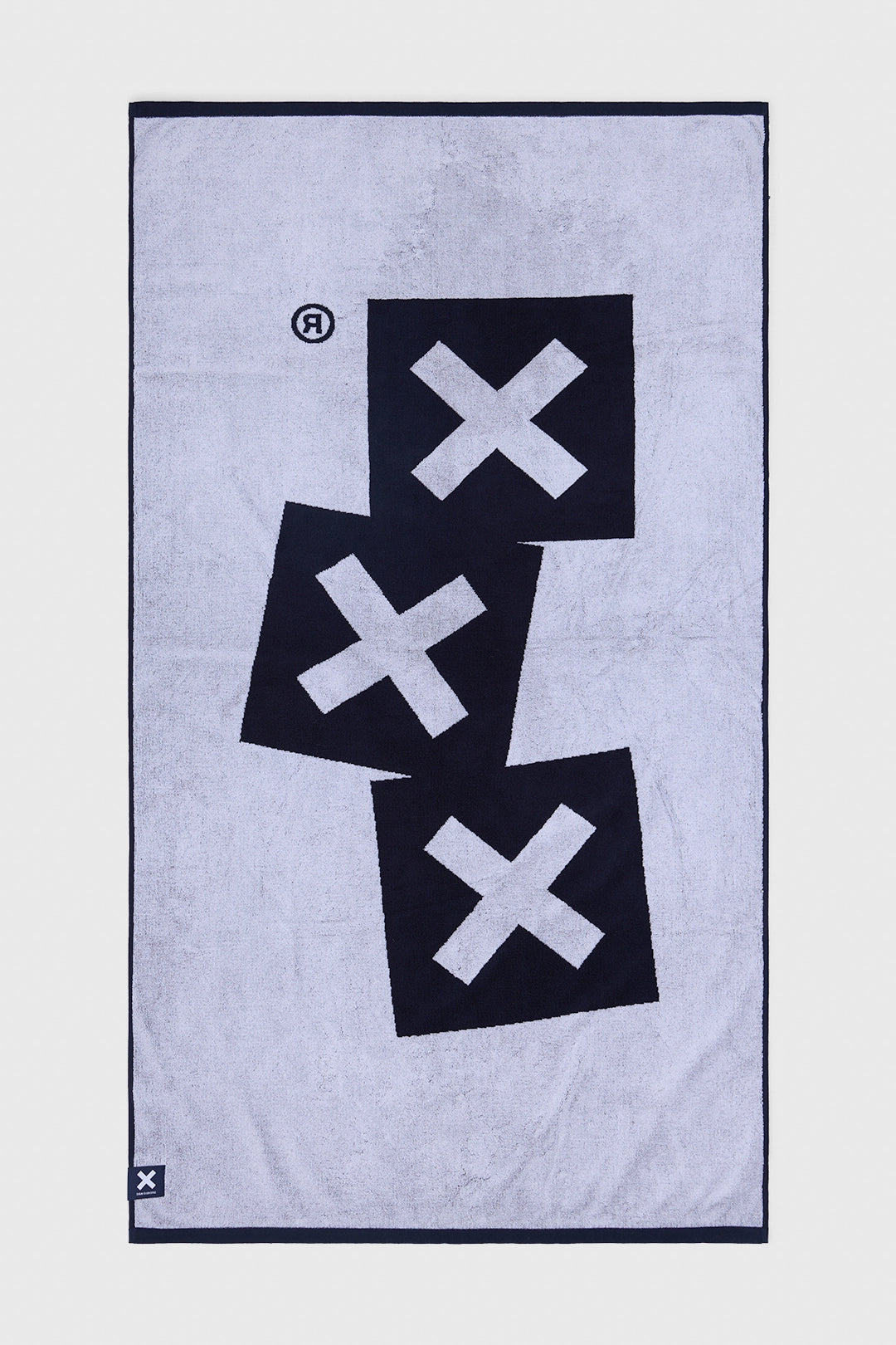 TOALLA GRAVITY AZUL MARINO