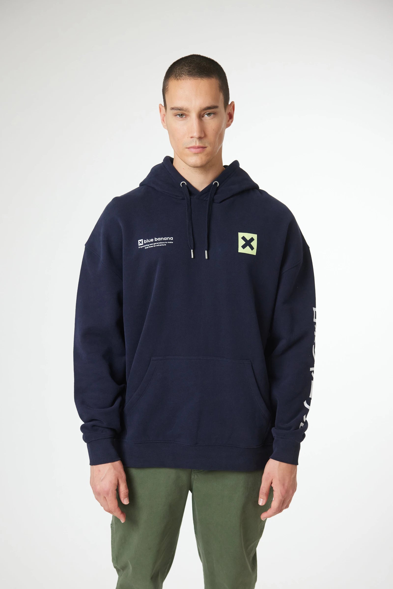 SUDADERA CON CAPUCHA JOURNAL AZUL MARINO thumbnail