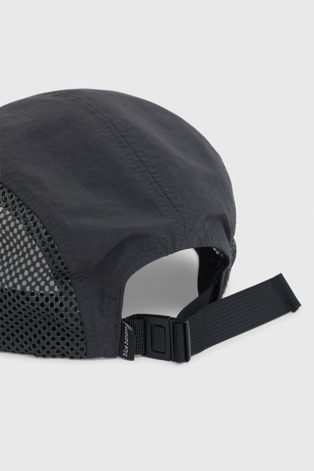 GORRA TECH AZUL MARINO