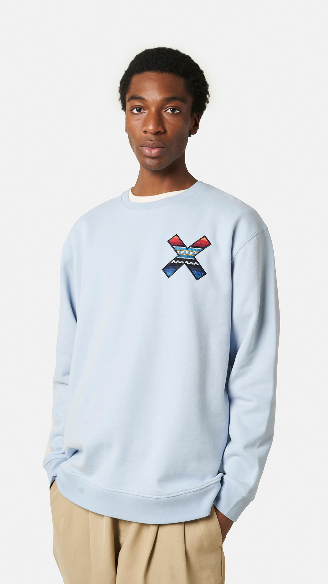 Sudadera Azul Hielo Clásica AW21 - Frescura Y Elegancia | Blue Banana Brand