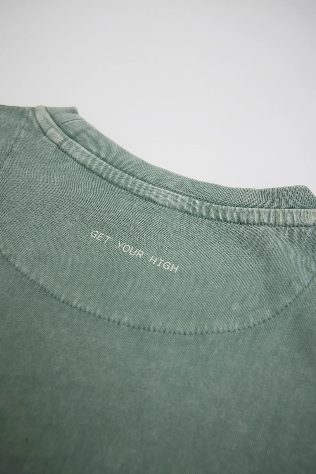 CAMISETA CIRCLE WASH OLIVE GREEN