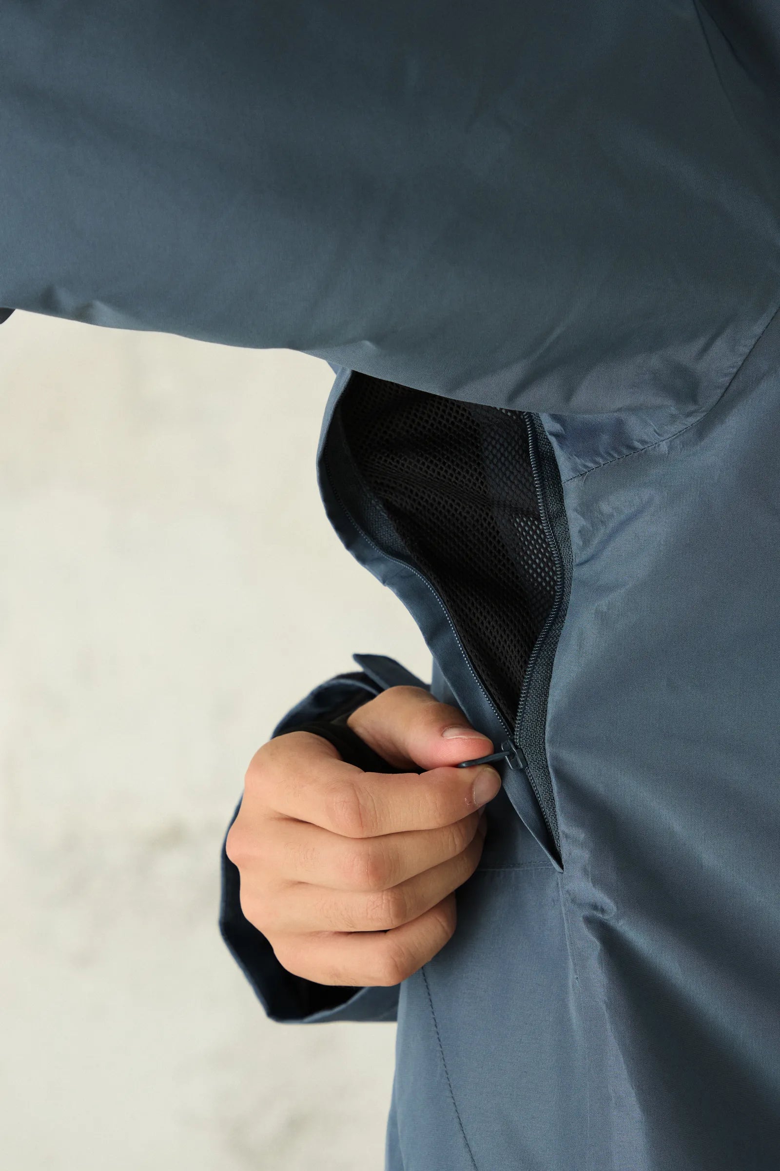 ABRIGO JAMBO PETROL thumbnail