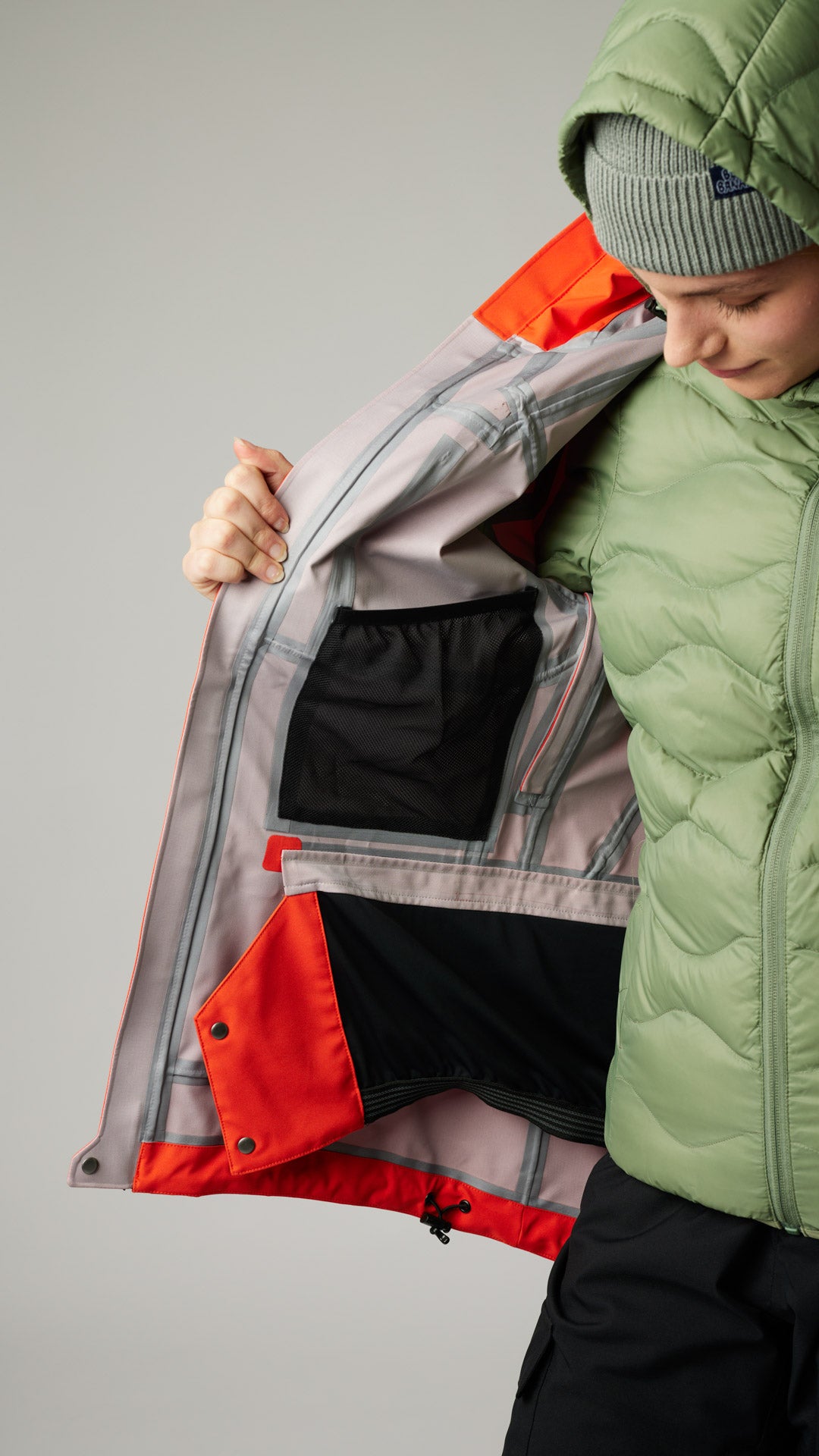 ABRIGO KILI ROJO thumbnail