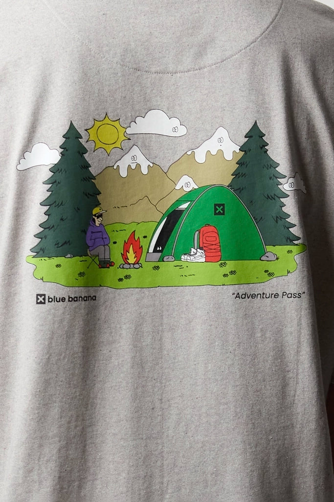 R GREY ADVENTURE PASS TEE