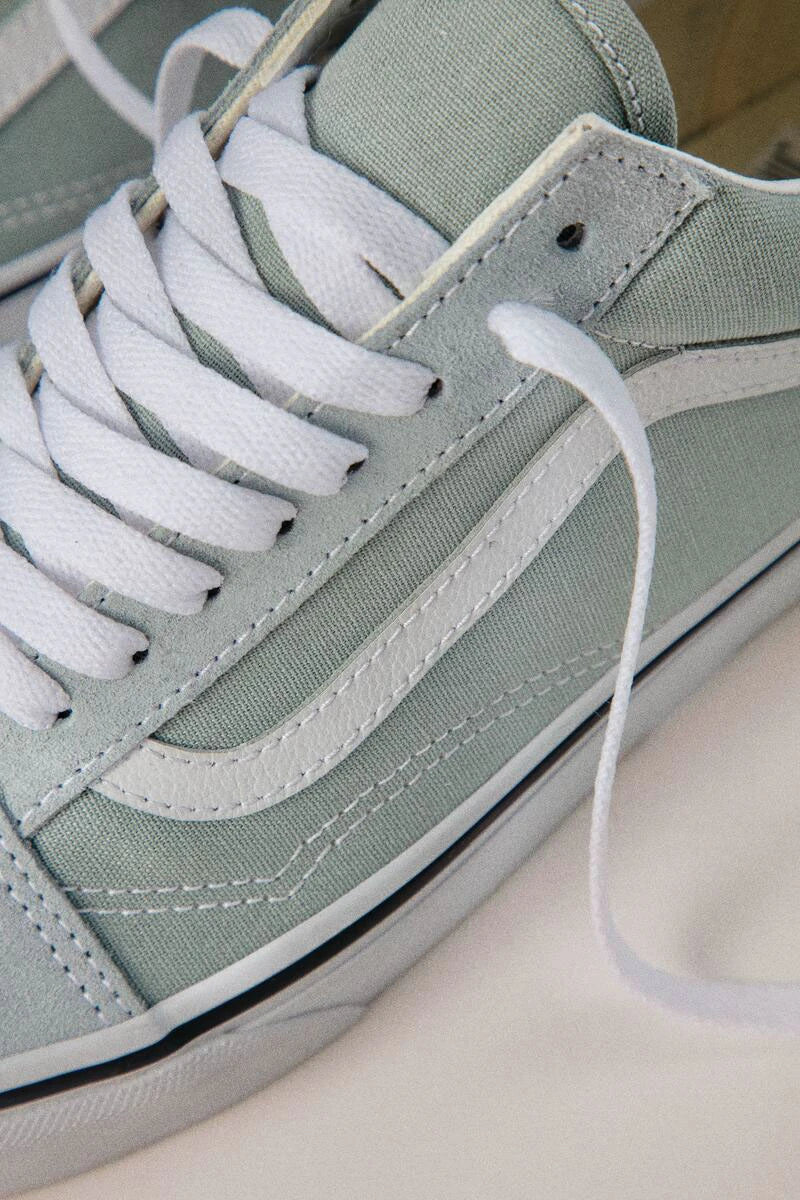 PURE GREY OLD SKOOL VANS SNEAKERS thumbnail