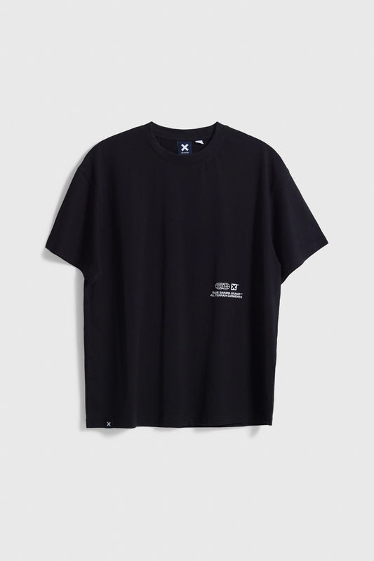 CAMISETA UNIVERSAL NEGRA