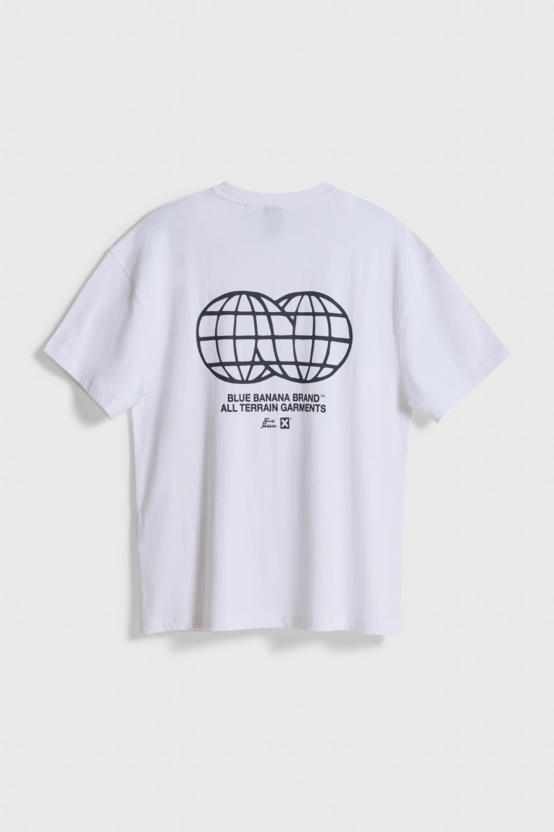 WHITE UNIVERSAL TEE