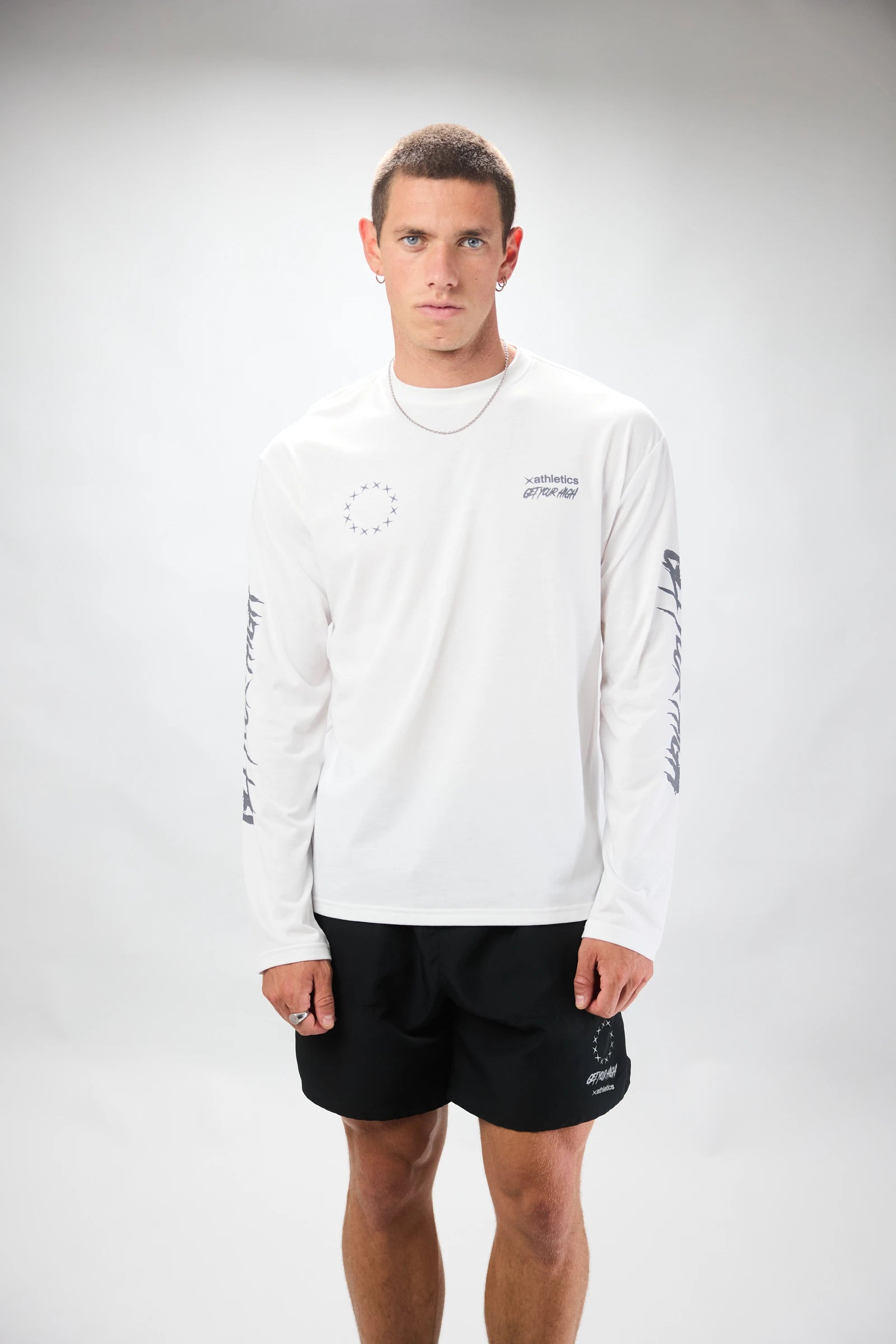 CAMISETA MANGA LARGA CLUB BLANCA thumbnail