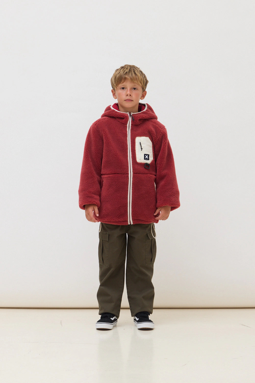 SUDADERA CON CAPUCHA POLAR KIDS BARRY WINE