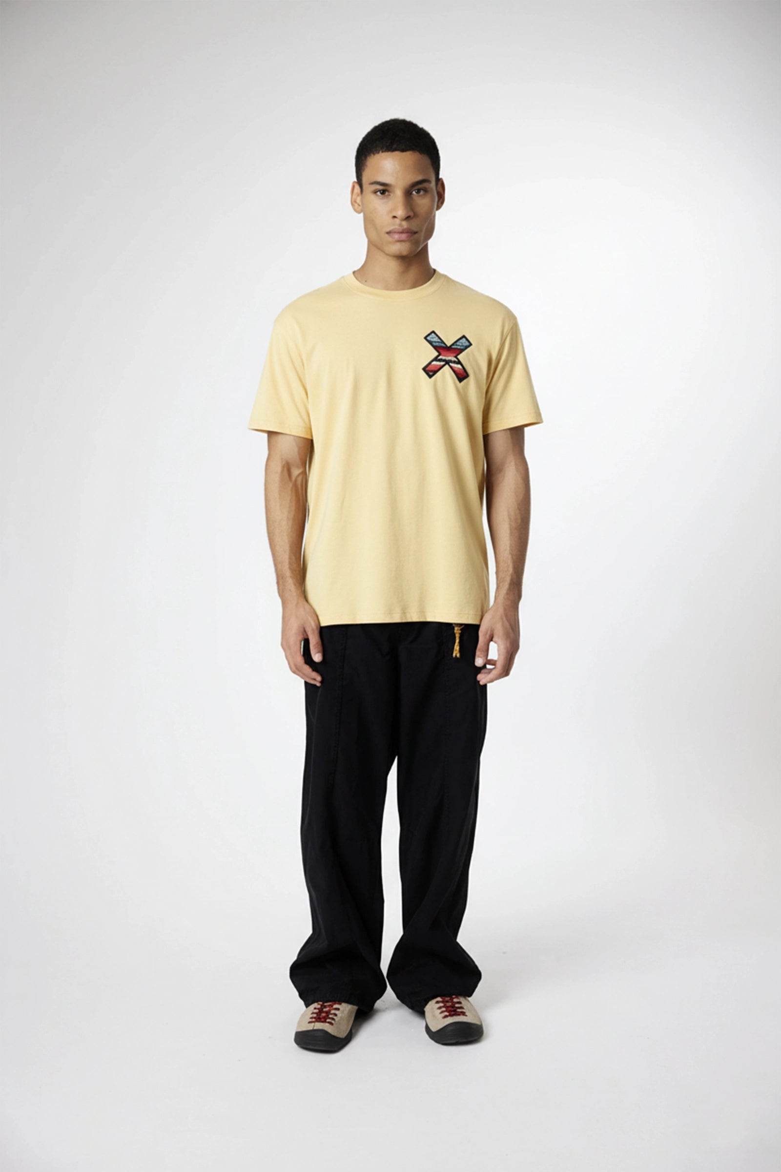 CAMISETA CLASSIC AMARILLO CLARO thumbnail