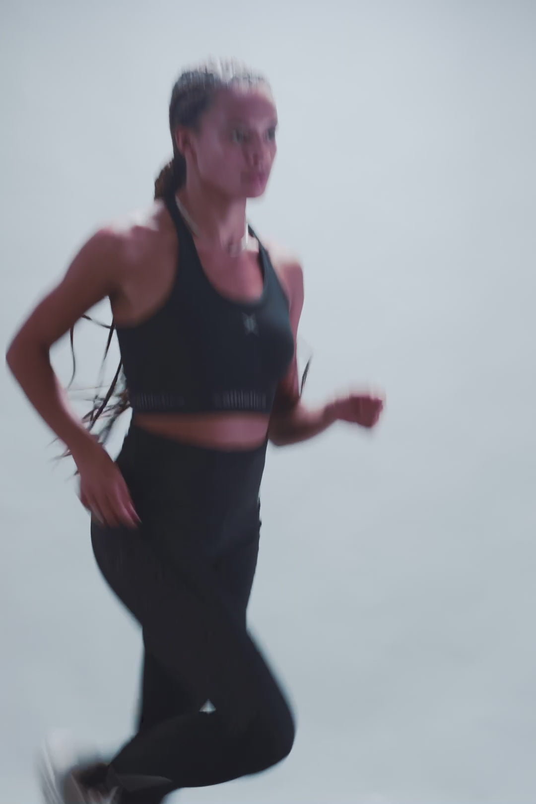 LEGGINGS MUJER TRAIN NEGROS thumbnail